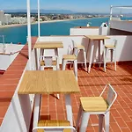 Πανσιόν La Plaza